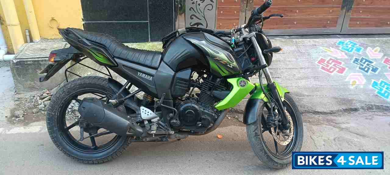 Yamaha FZ-S
