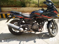Bajaj Pulsar 220F