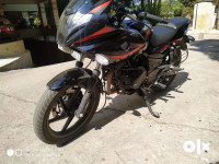 Bajaj Pulsar 220F