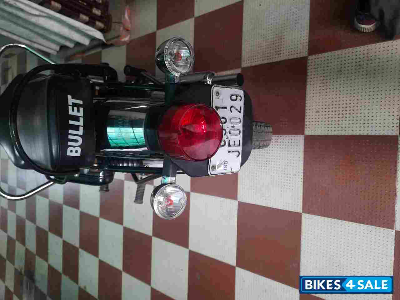 Black Royal Enfield Bullet