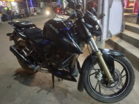 Black TVS Apache RTR 200 4V