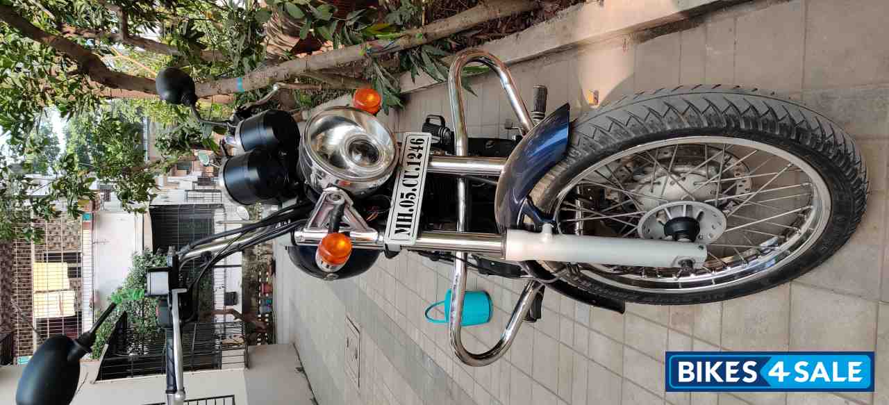 Marine Blue Royal Enfield Thunderbird 350 Marine Blue Royal Enfield Thunderbird 350