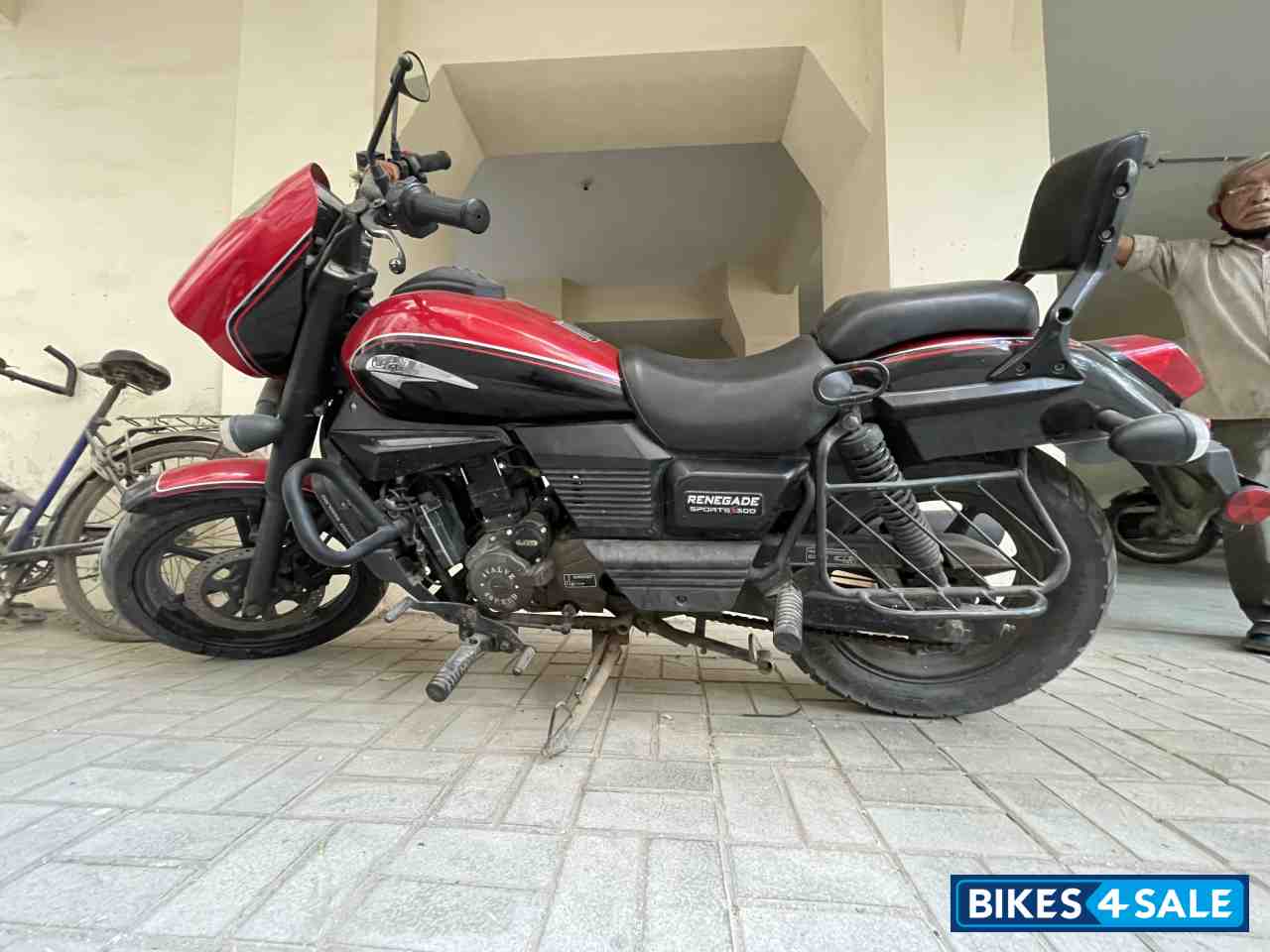 Flourishing Red UM Renegade Sports S