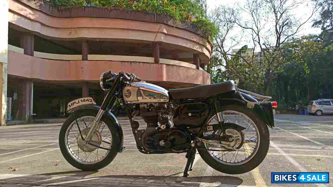 Black Norton M50 Black Norton M50