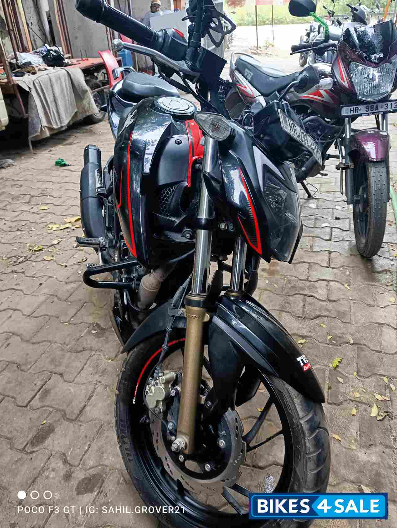 Black And Red TVS Apache RTR 200 4V 2020 Black And Red TVS Apache RTR 200 4V 2020