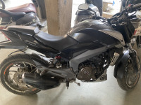 Matte Black Bajaj Dominar 400 Disc