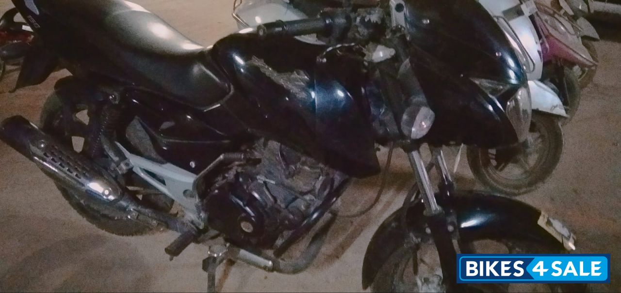 Black Bajaj Pulsar 150 DTSi