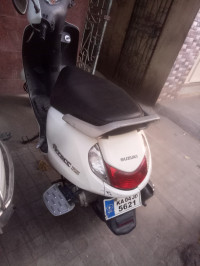 White Suzuki Access 125
