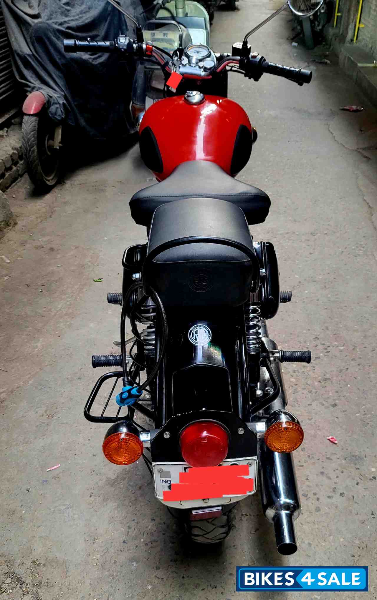 Red Royal Enfield Classic 350 Redditch Red