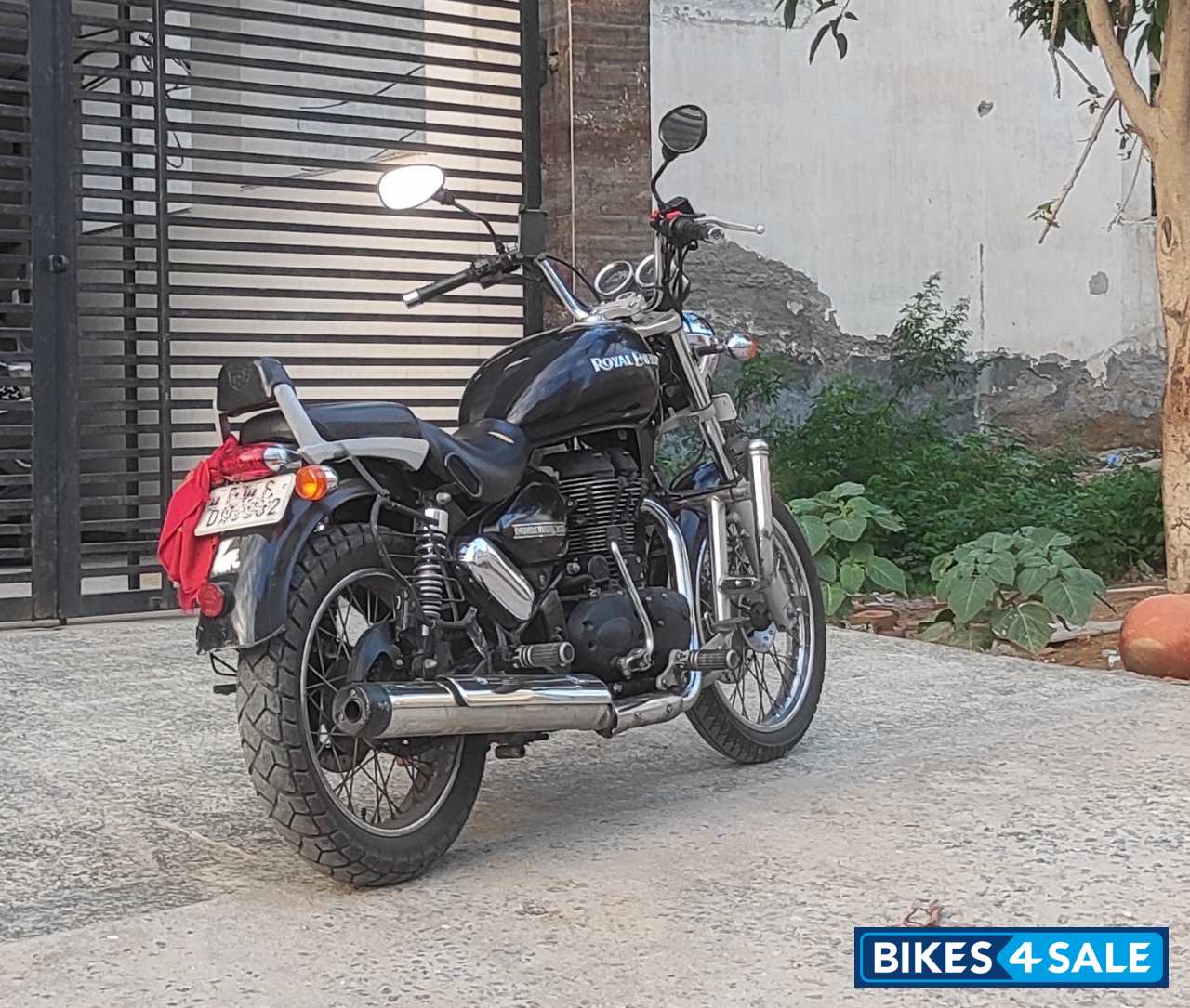 Matt Black Royal Enfield Thunderbird TwinSpark 350