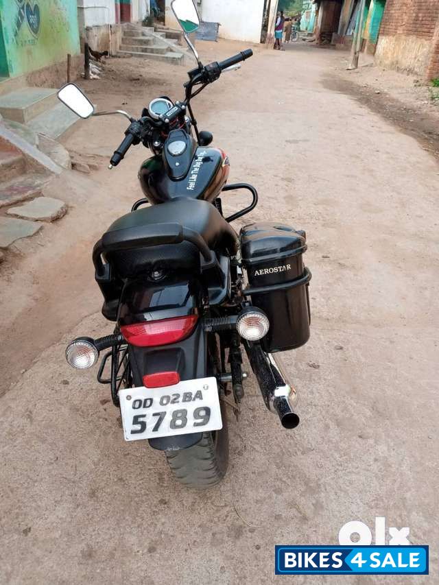Black Bajaj Avenger Street 220