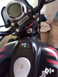 Black Bajaj Avenger Street 220