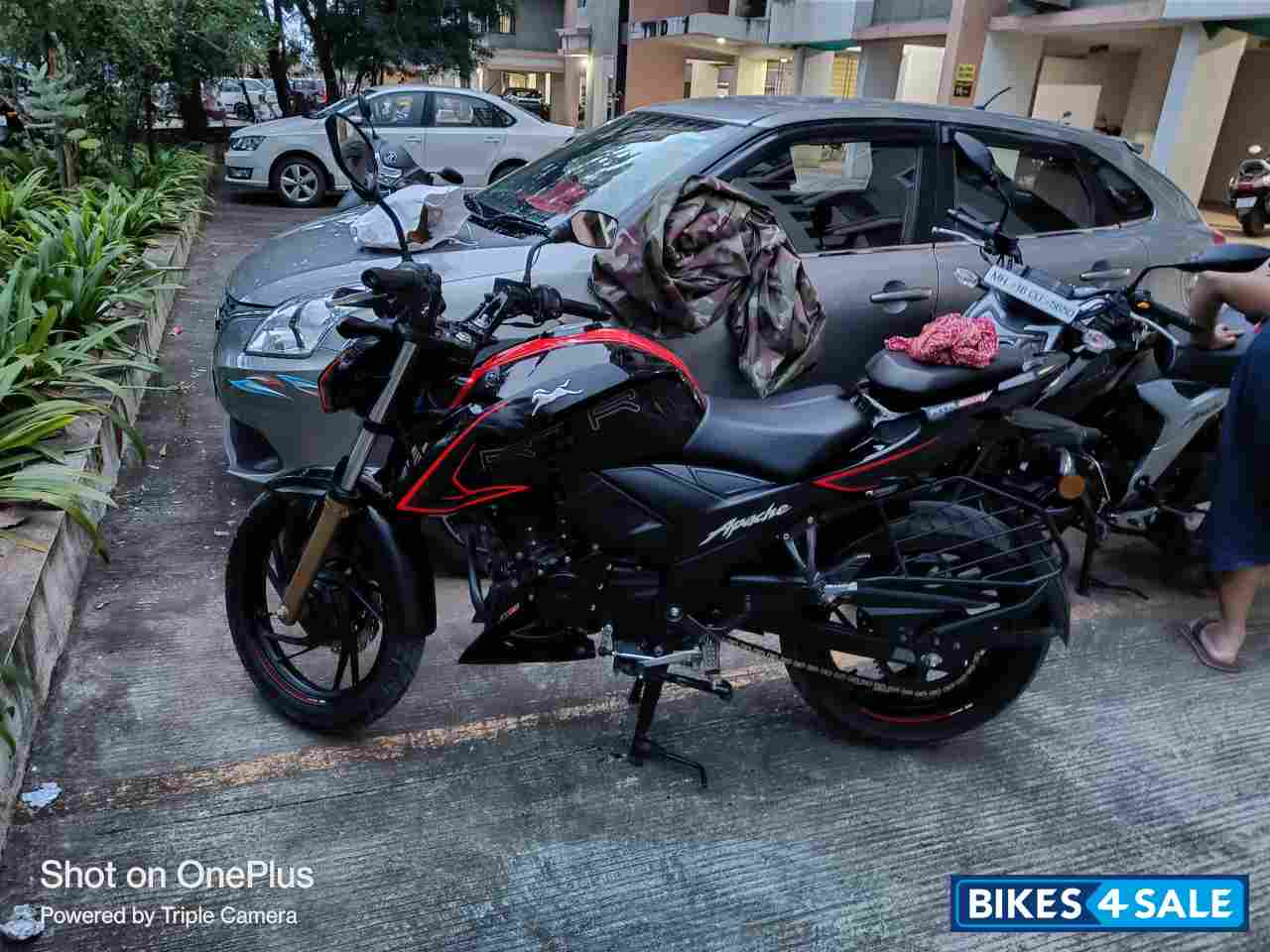 Black TVS Apache RTR 200 4V ABS