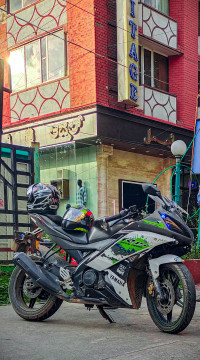 Yamaha YZF R15 V2 2017 Model