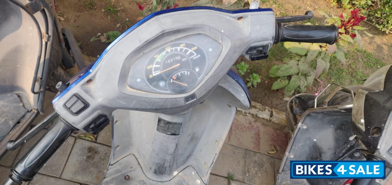 Blue Honda Dio