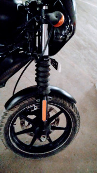 Black Harley Davidson Street 750