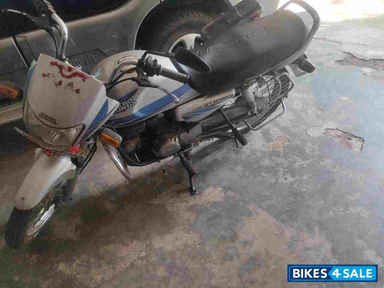 Silver Hero CD Deluxe