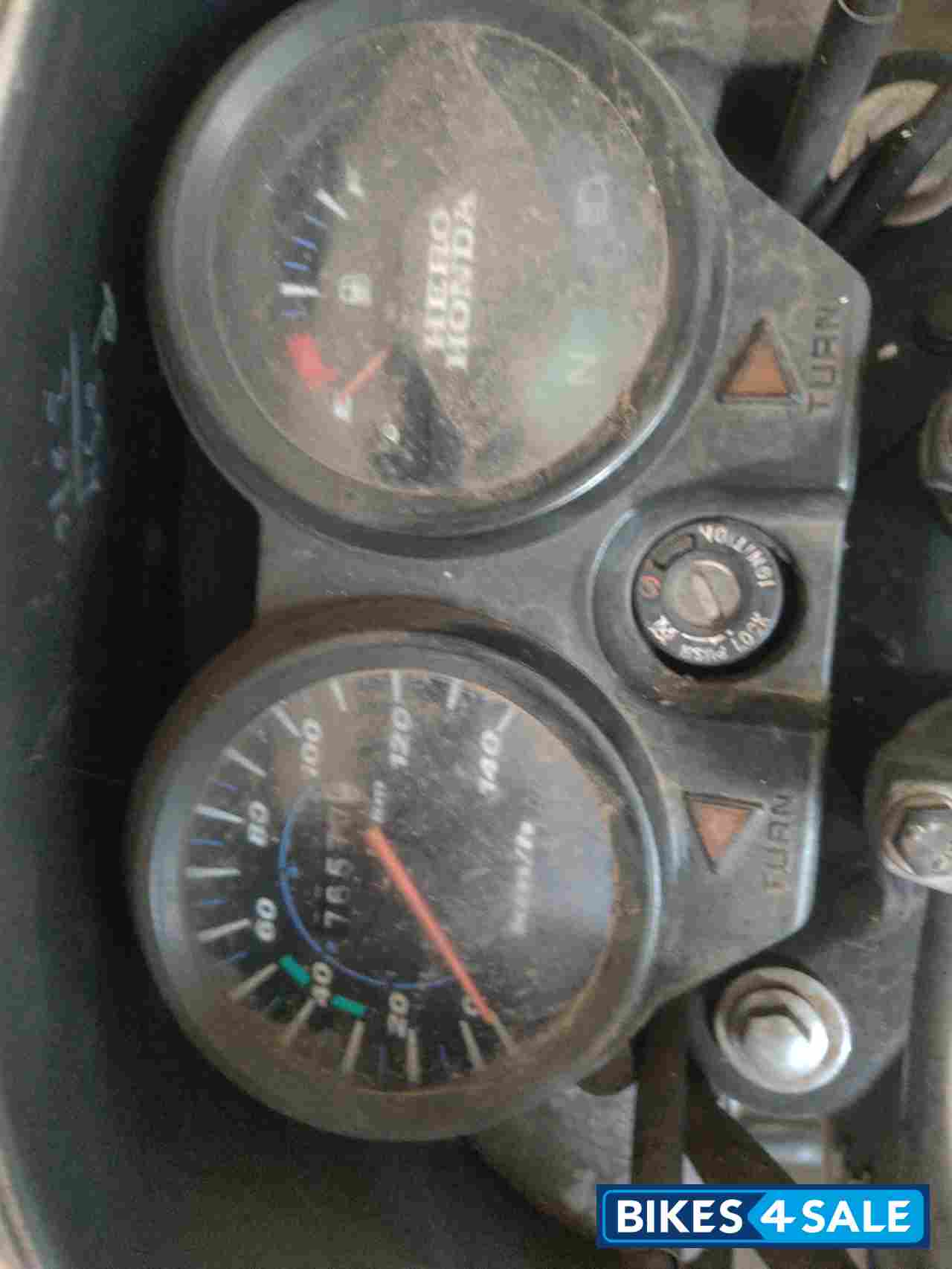 Silver Hero CD Deluxe