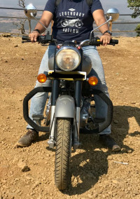 Grey Royal Enfield Classic Gunmetal Grey