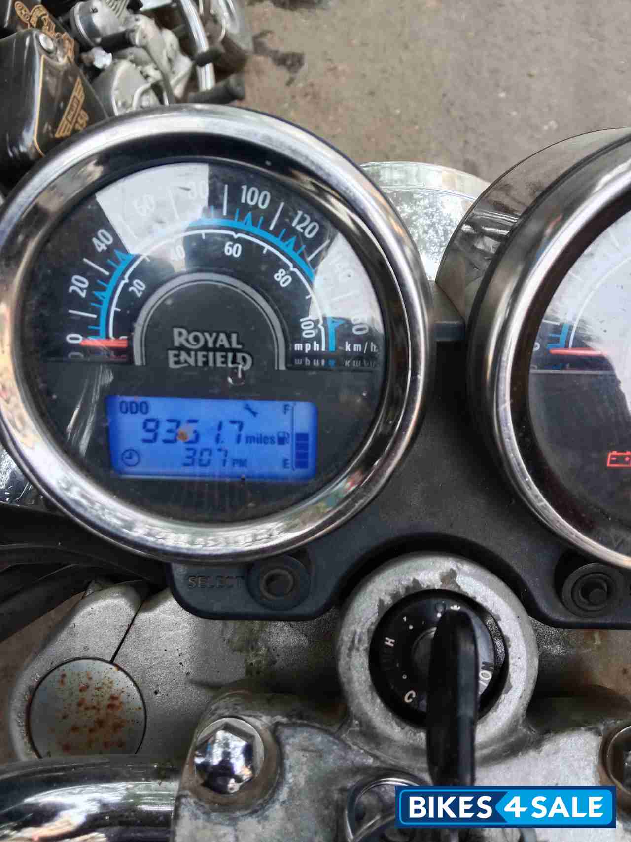 Royal Enfield Thunderbird 350