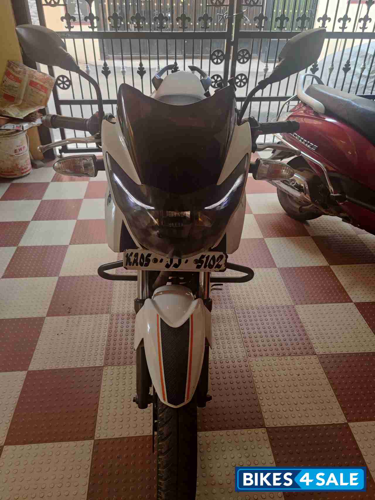TVS Apache RTR 160