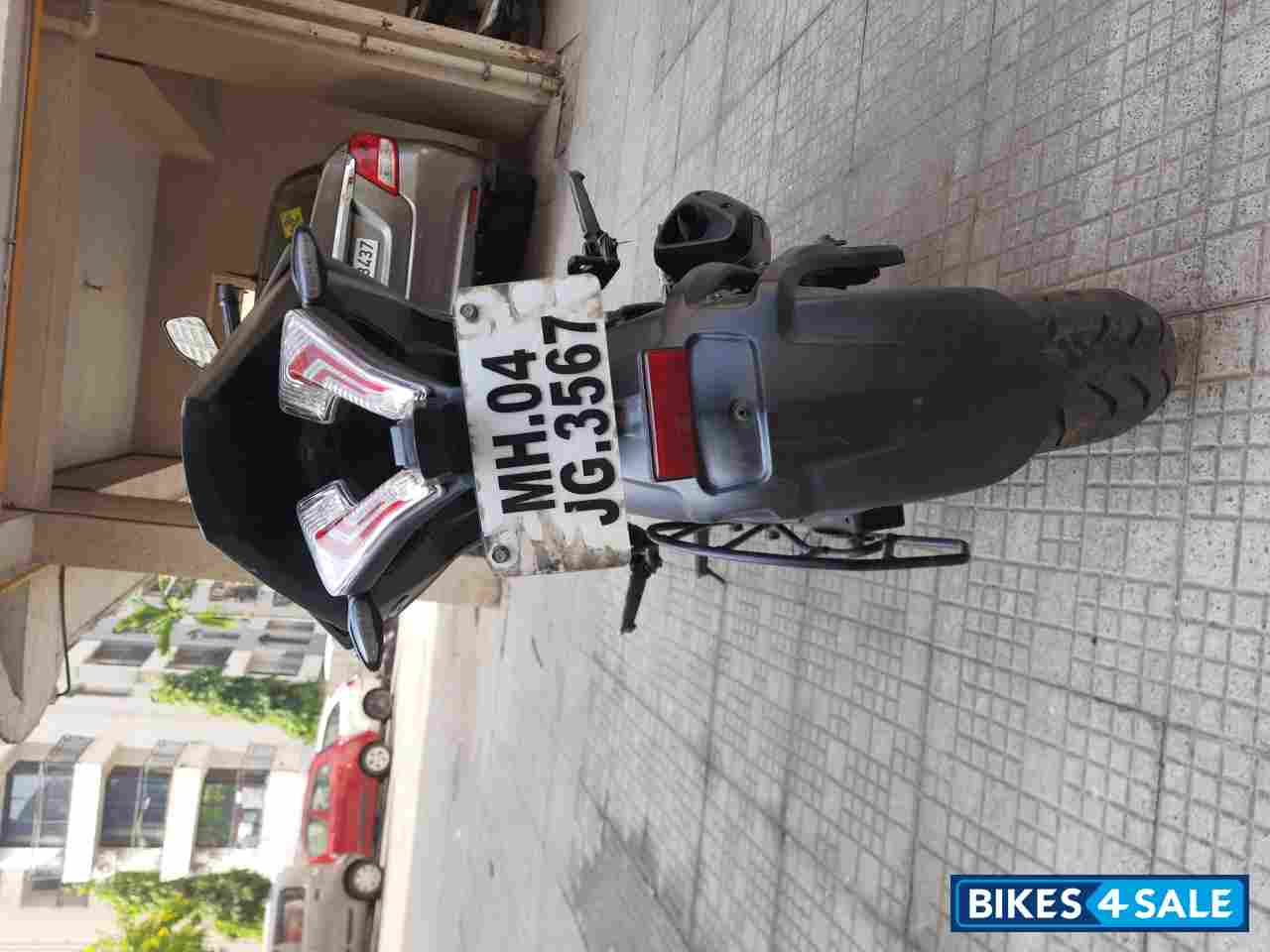 Bajaj Pulsar RS 200 ABS Bajaj Pulsar RS 200 ABS