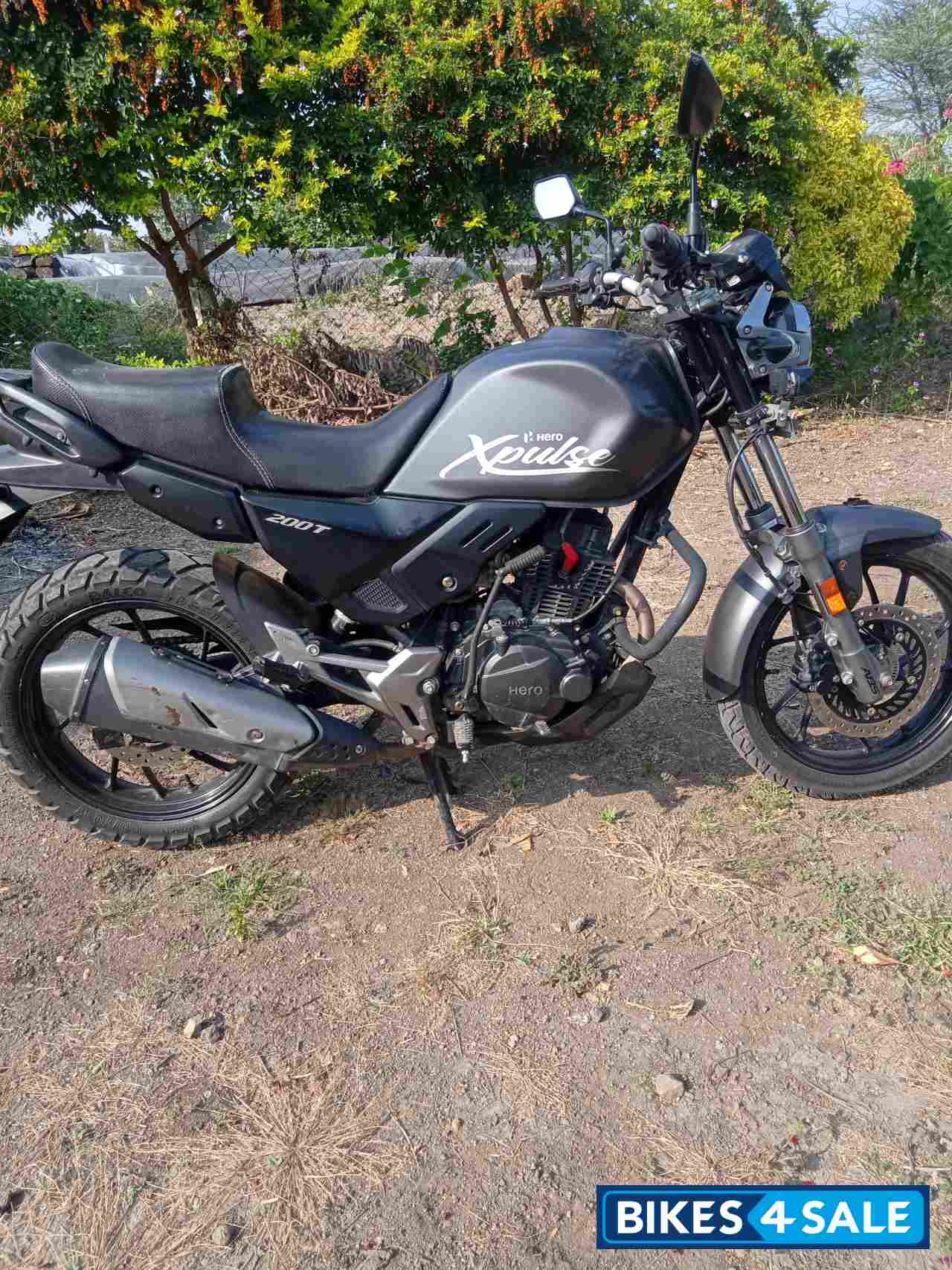 Gray Hero XPulse 200T