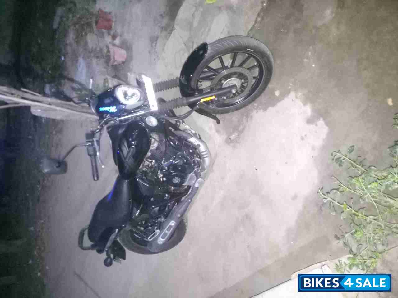 Bajaj Avenger Street 160