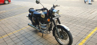 Royal Enfield Classic 500