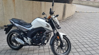 White Honda CB Hornet 160R