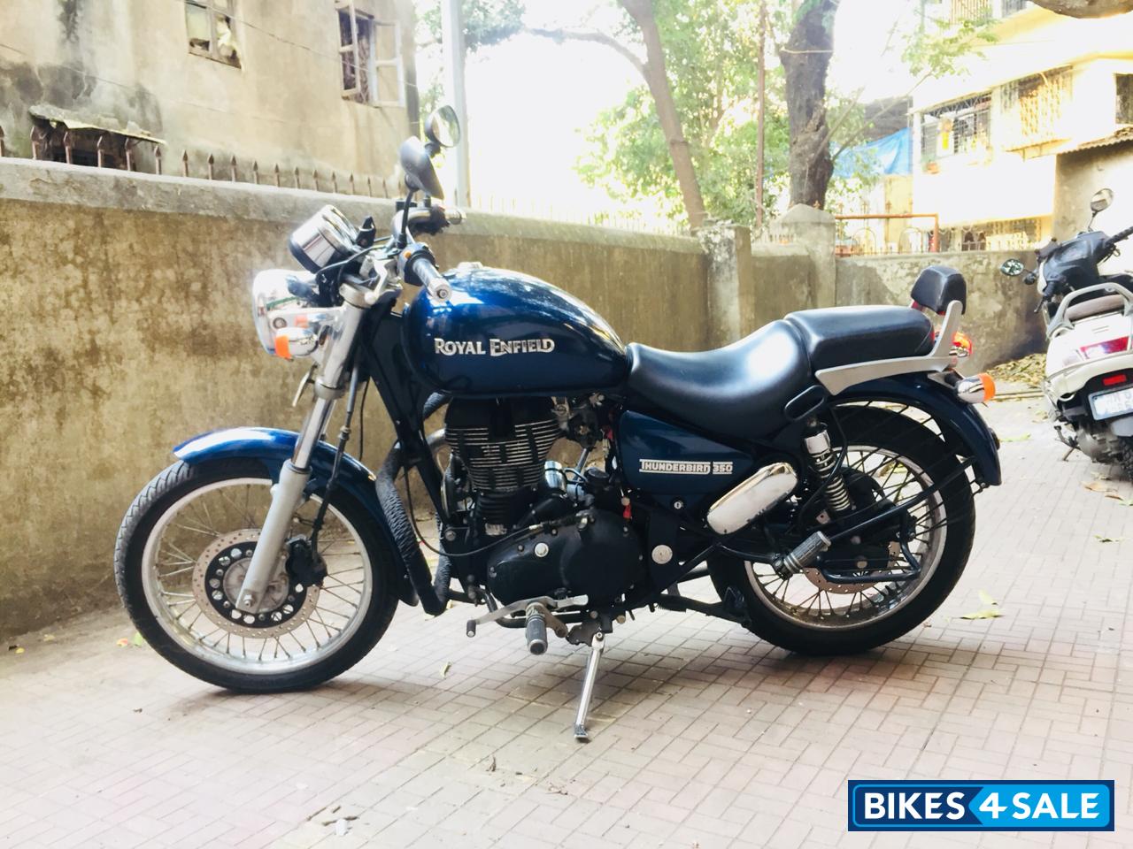 Marine Royal Enfield Thunderbird 350