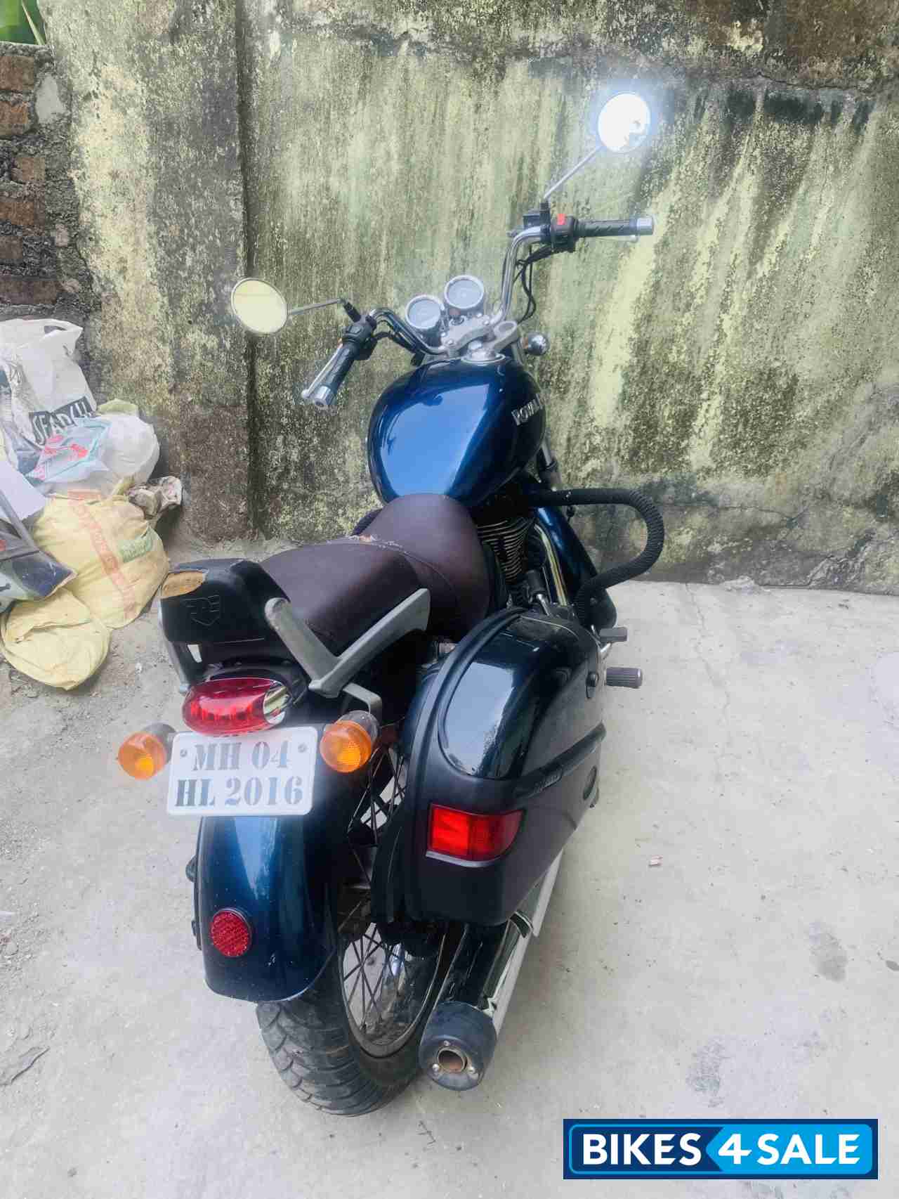 Marine Royal Enfield Thunderbird 350 Marine Royal Enfield Thunderbird 350