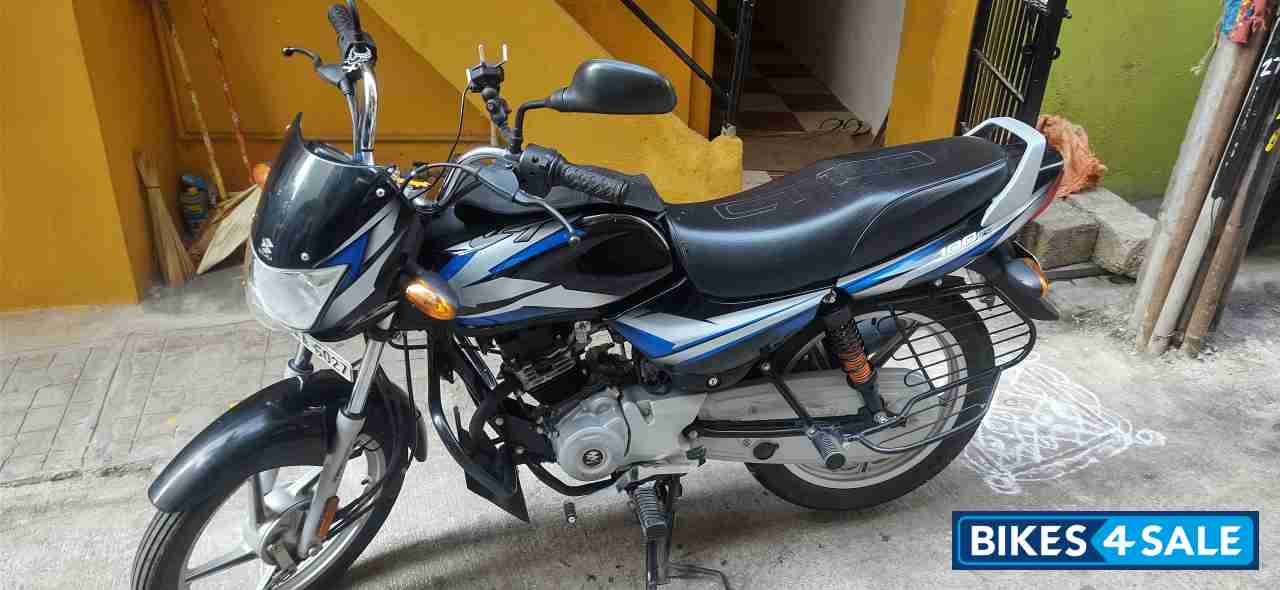 Blue Bajaj CT 100 ES