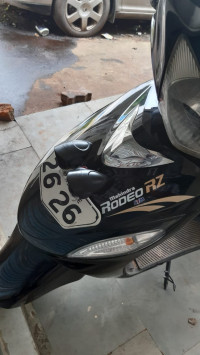 Black Mahindra Rodeo