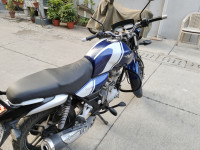 Bajaj V15