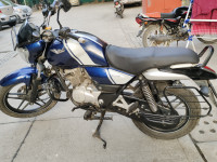 Bajaj V15