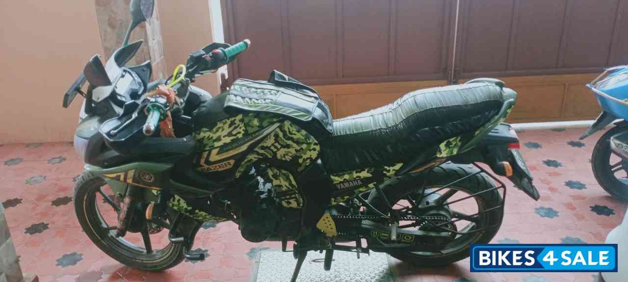 Military Green Yamaha Fazer FZ16ST Military Green Yamaha Fazer FZ16ST