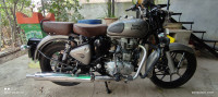 Gunmetal Grey Royal Enfield Classic Gunmetal Grey