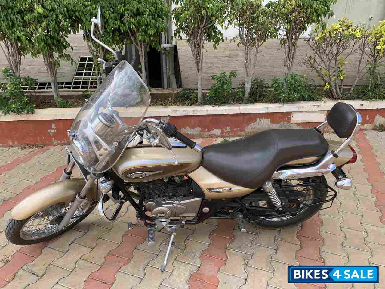 Bajaj Avenger Cruise 220