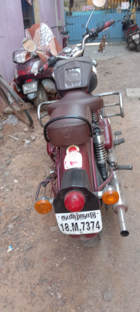 Meroon Royal Enfield Classic 350