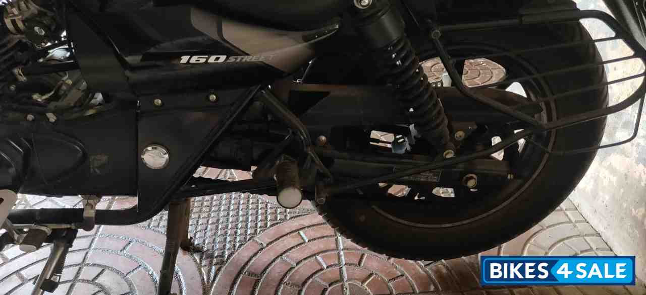 Bajaj Avenger Street 160 BS6