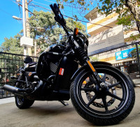 Vivid Black Harley Davidson Street 750