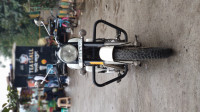 White Royal Enfield Classic 350