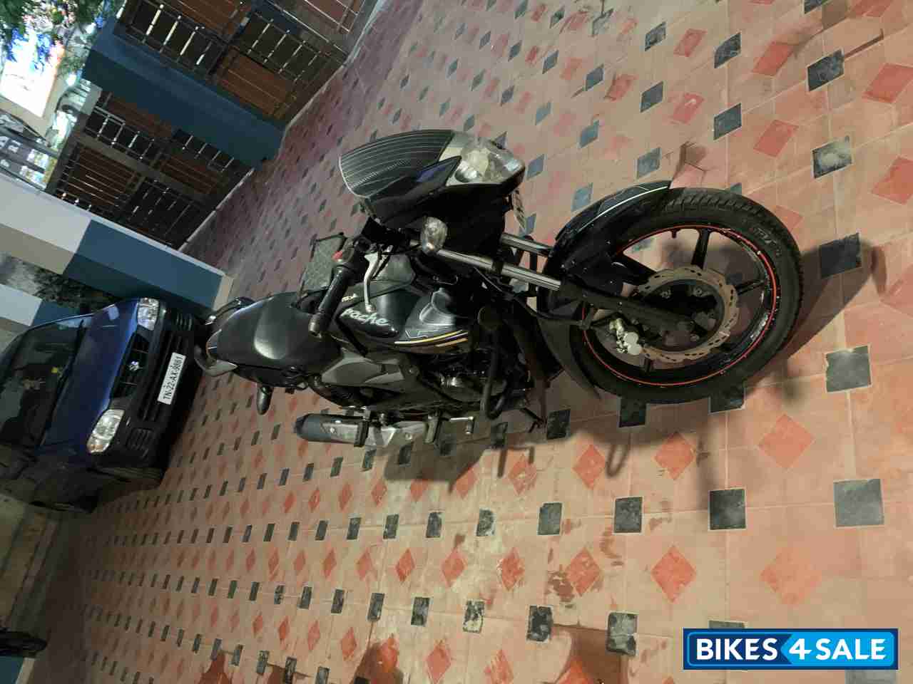 Black TVS Apache RTR 160