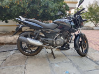 Black Bajaj Pulsar 150 BS6