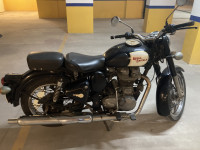 Black Royal Enfield Classic 350