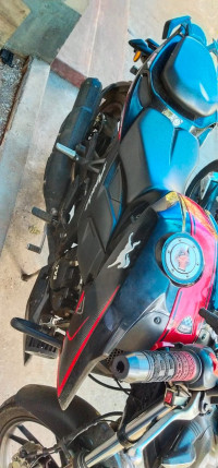 Black TVS Apache RTR 200 4V 2020