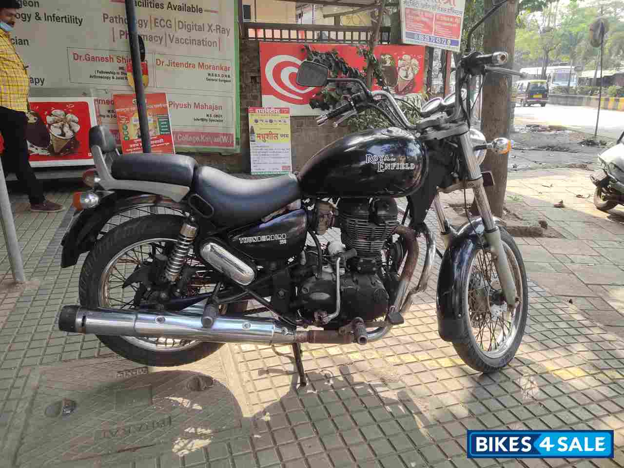Royal Enfield Thunderbird TwinSpark 350 Royal Enfield Thunderbird TwinSpark 350