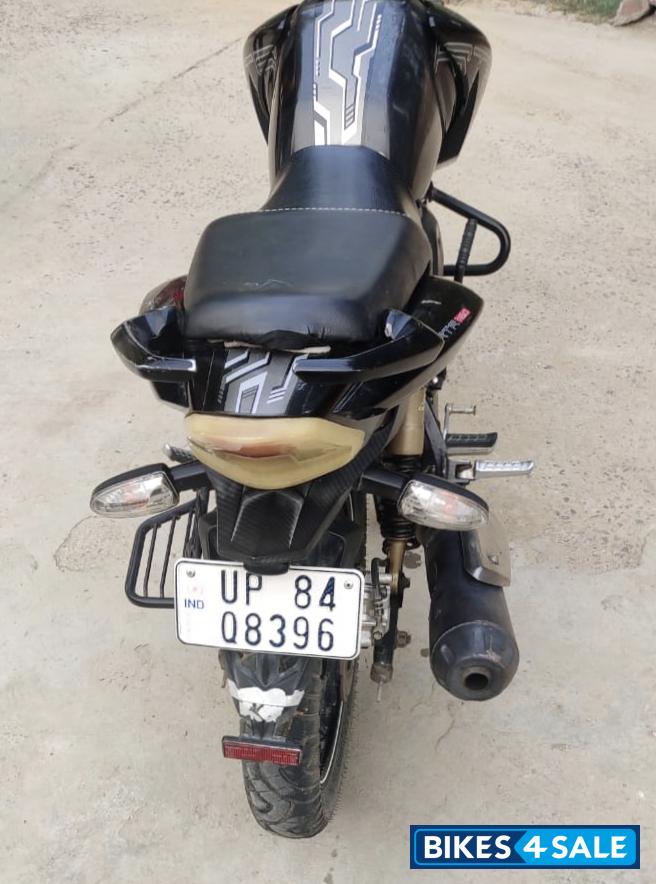 Black TVS Apache RTR 180