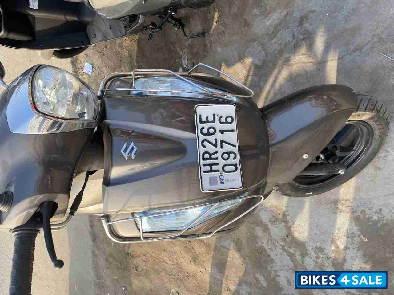 Brown Metallic Suzuki Access 125 Bluetooth Enabled